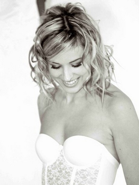 coiffure-femme-mariage-cheveux-courts-63_18 Coiffure femme mariage cheveux courts