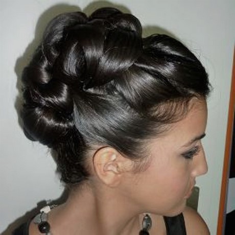 coiffure-femme-mariage-chignon-21_20 Coiffure femme mariage chignon