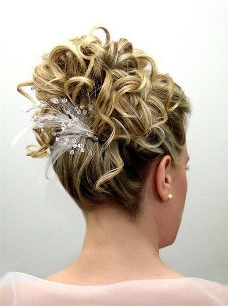 coiffure-femme-mariage-mi-long-07 Coiffure femme mariage mi long