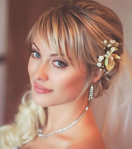 coiffure-mariage-cheveux-courts-boucles-71_16 Coiffure mariage cheveux courts bouclés