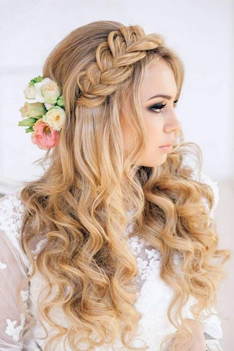 coiffure-mariage-tresse-cheveux-long-97_5 Coiffure mariage tresse cheveux long