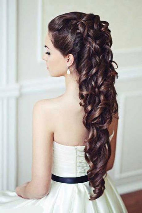 coiffure-mariee-brune-cheveux-long-49_14 Coiffure mariée brune cheveux long