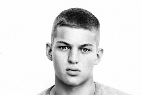 coiffure-simple-homme-77_10 Coiffure simple homme
