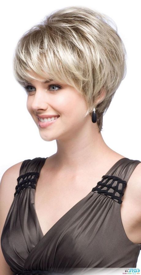 coupe-cheveux-moderne-pour-femme-50-ans-04_15 Coupe cheveux moderne pour femme 50 ans