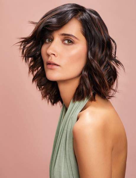 cheveux-mi-long-tendance-2020-87_18 Cheveux mi long tendance 2020