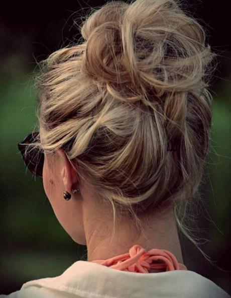 chignon-simple-2020-12_15 Chignon simple 2020