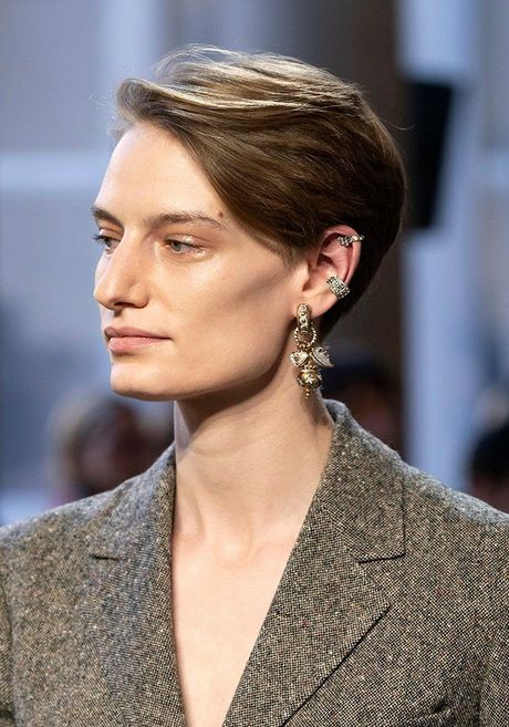 coiffure-tendance-automne-2020-femme-72_19 Coiffure tendance automne 2020 femme