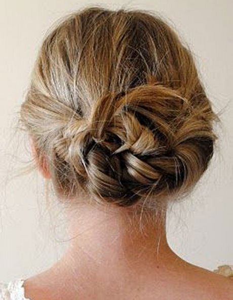 cheveux-court-chignon-02_17 Cheveux court chignon