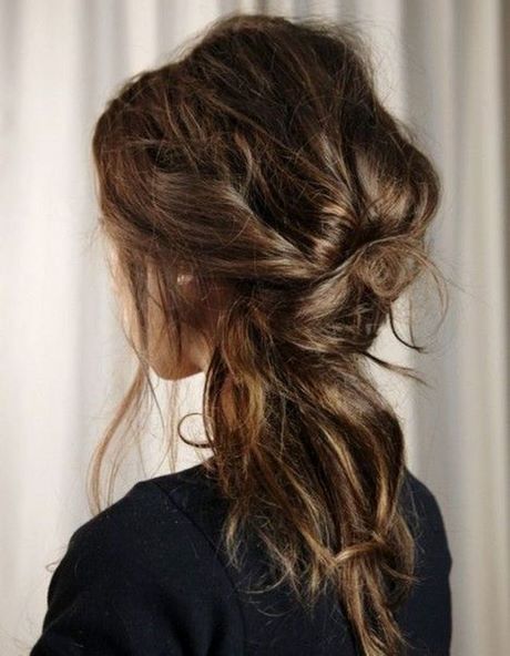 coiffure-romantique-cheveux-mi-long-60_17 Coiffure romantique cheveux mi long