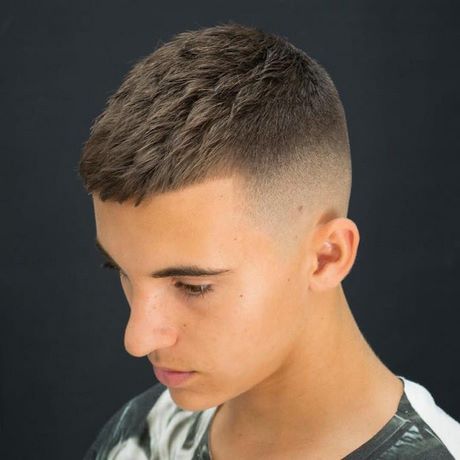 coupe-de-cheveux-homme-simple-76_18 Coupe de cheveux homme simple