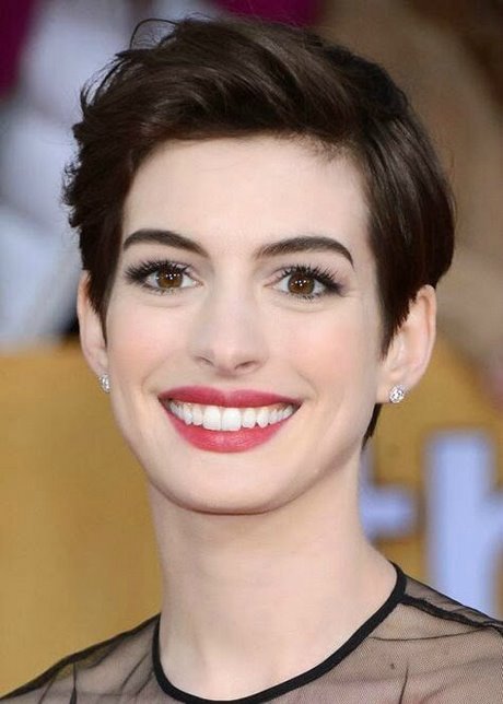 anne-hathaway-cheveux-courts-50 Anne hathaway cheveux courts