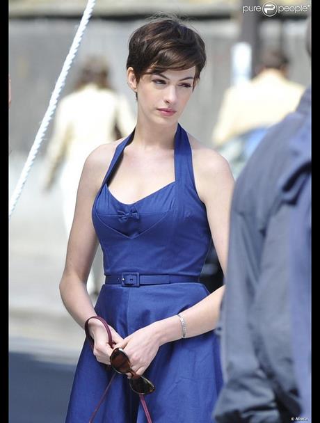 anne-hathaway-cheveux-courts-50_15 Anne hathaway cheveux courts