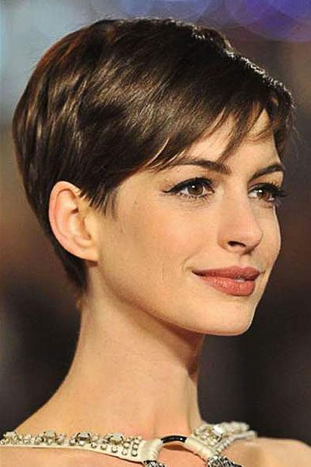 anne-hathaway-cheveux-courts-50_16 Anne hathaway cheveux courts