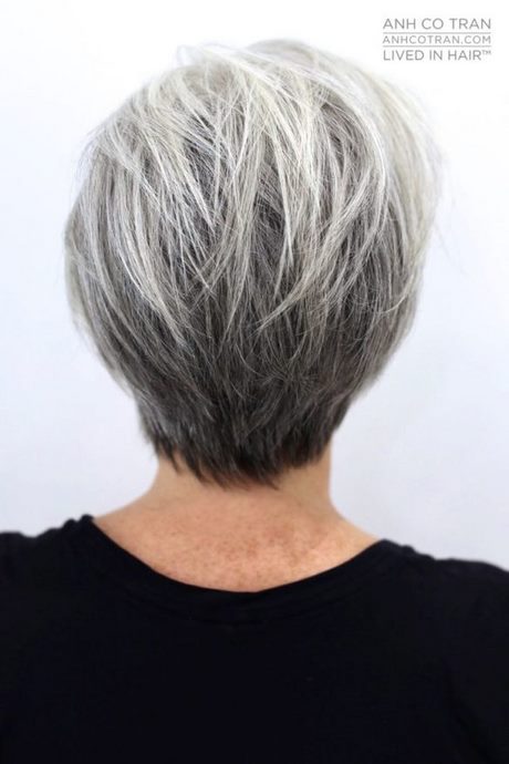 cheveux-court-gris-femme-92_13 Cheveux court gris femme