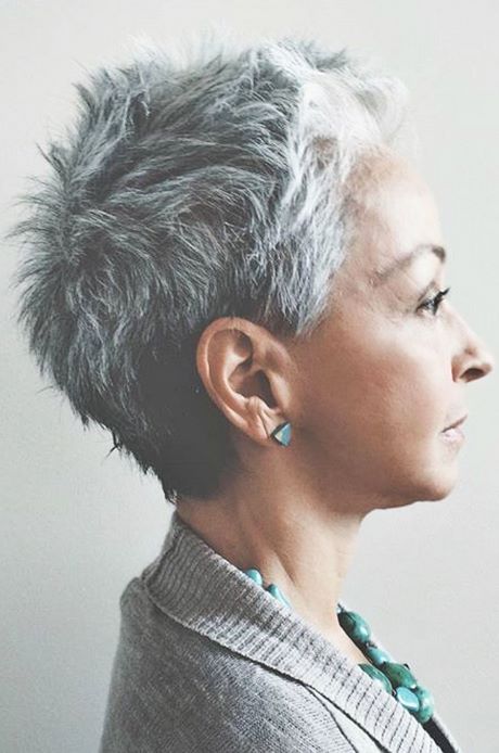 coupe-courte-femme-cheveux-gris-66 Coupe courte femme cheveux gris