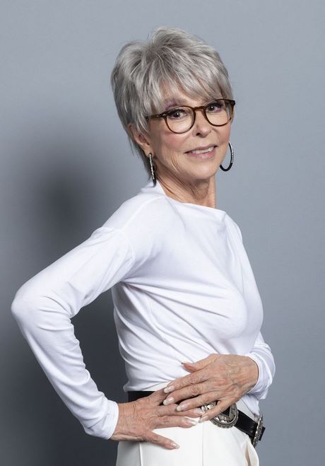 coupe-de-cheveux-femme-50-ans-avec-lunettes-cheveux-fins-97_8 Coupe de cheveux femme 50 ans avec lunettes cheveux fins