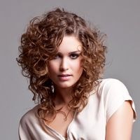 coiffure-pour-cheveux-boucls-femme-78_10 Coiffure pour cheveux bouclés femme