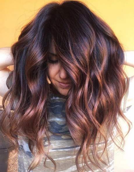 tendance-couleur-cheveux-hiver-2023-07_15 Tendance couleur cheveux hiver 2023