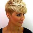 Coiffure mode cheveux courts femme