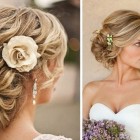Coiffures mariage cheveux courts