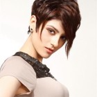 Coupe cheveux courts meches femme